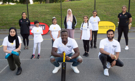 CARLOS BRATHWAITE VISITS  MOSELEY GIRLS SESSION