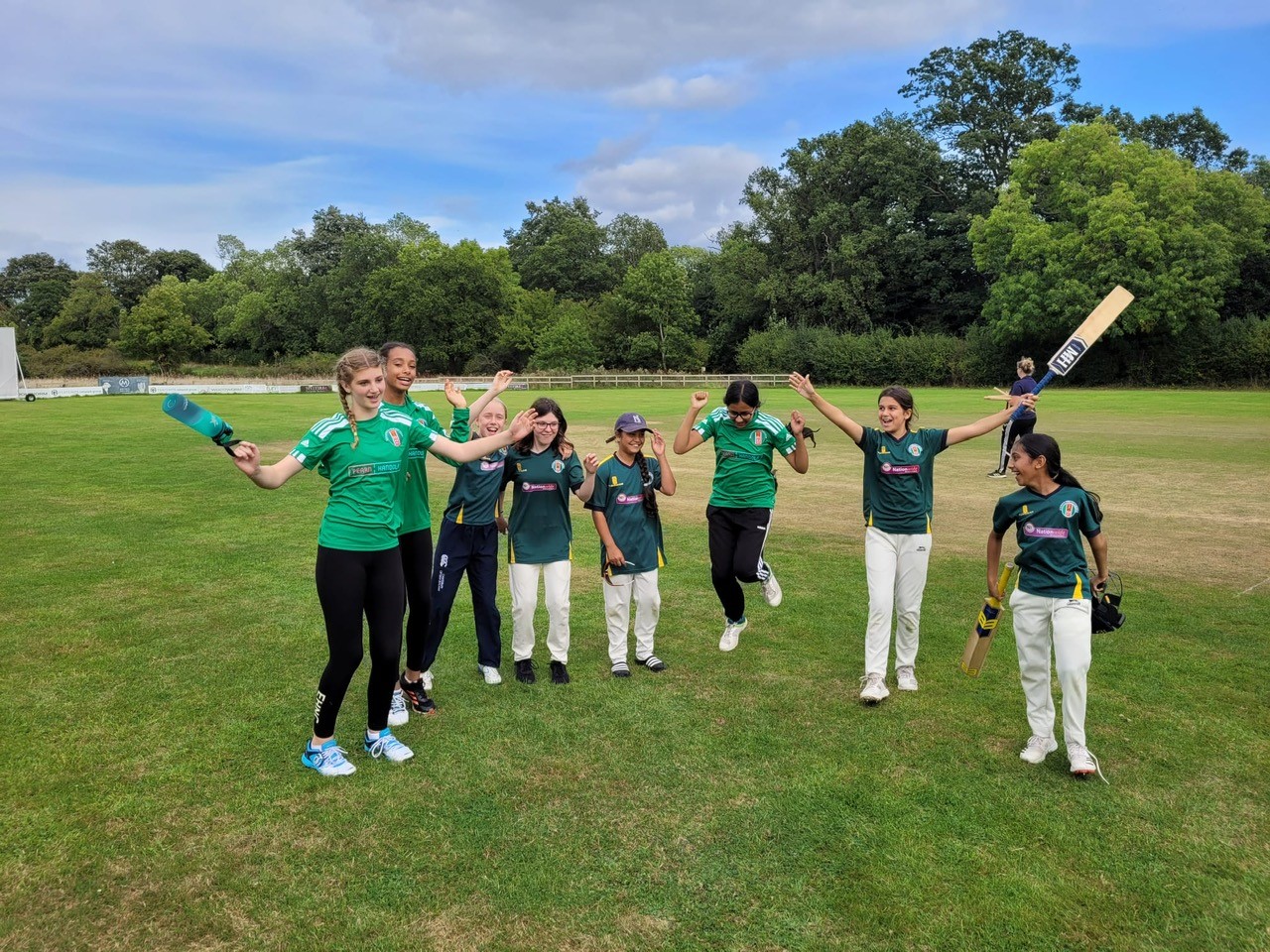 League-winning Berkswell CC's Under 13 girls